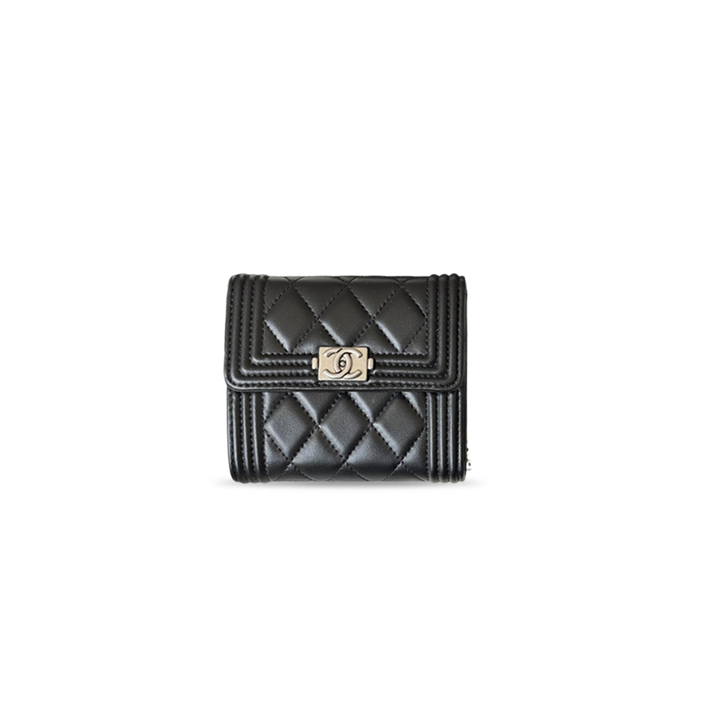 CHANEL BOY LAMBSKIN TRIFOLD WALLET BLACK LEATHER A80734 (11.5*10.5*3cm)